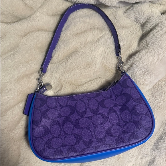 Coach Vibrant Purple and Blue Shoulder Bag - Picture 2 of 5